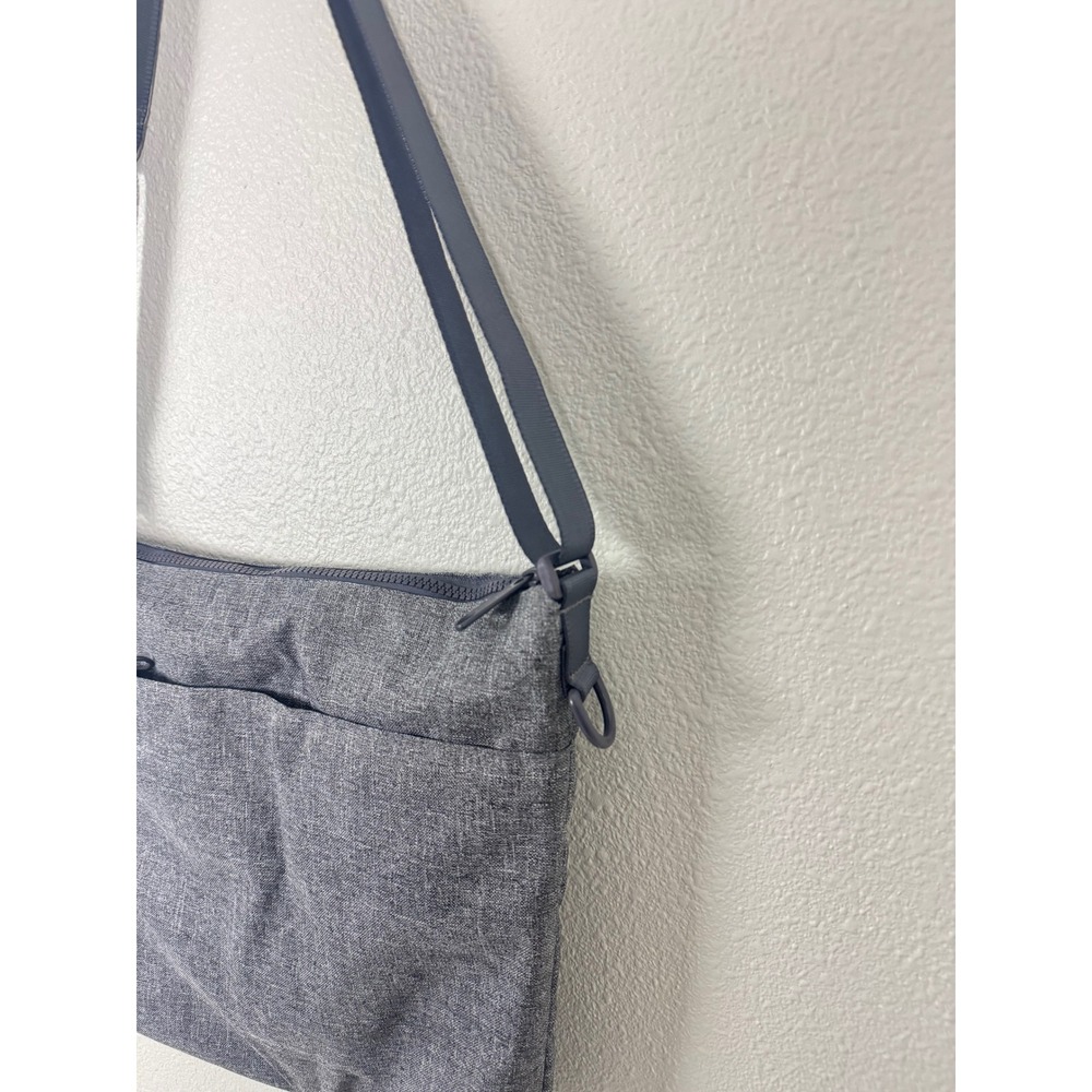 Vera Bradley ReActive Hipster Crossbody Bag Gray Heathered Recycled Polyester - Picture 4 of 9